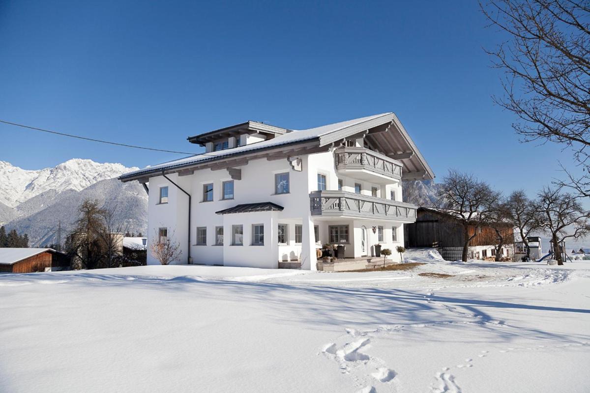 Gastehaus Weber Apartment Oberperfuss Exterior photo